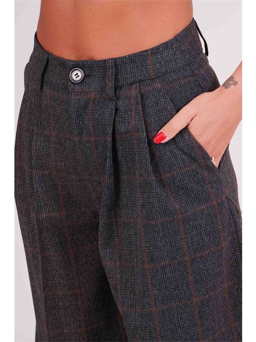 Bermuda Check Another Label | NANCY 63COLCHECK